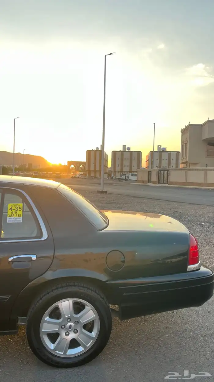 فورد فكتوريا نظيفف جدا 4