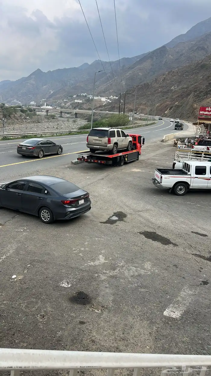 سطحه في ابها 0