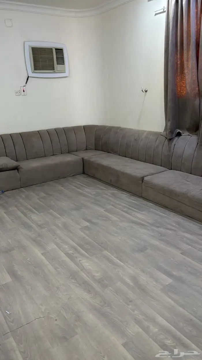 طقمين كنب للبيع 0