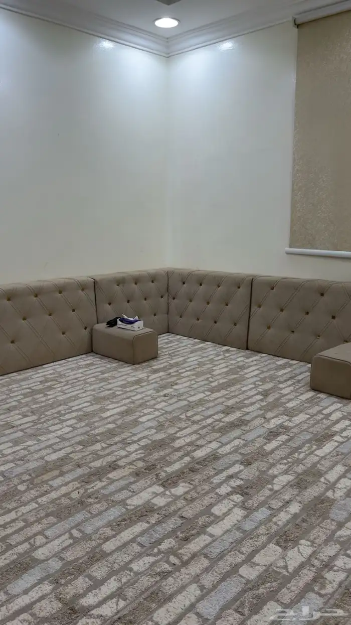 للبيع كنب مجلس ومكتبه حق تلفزون 1