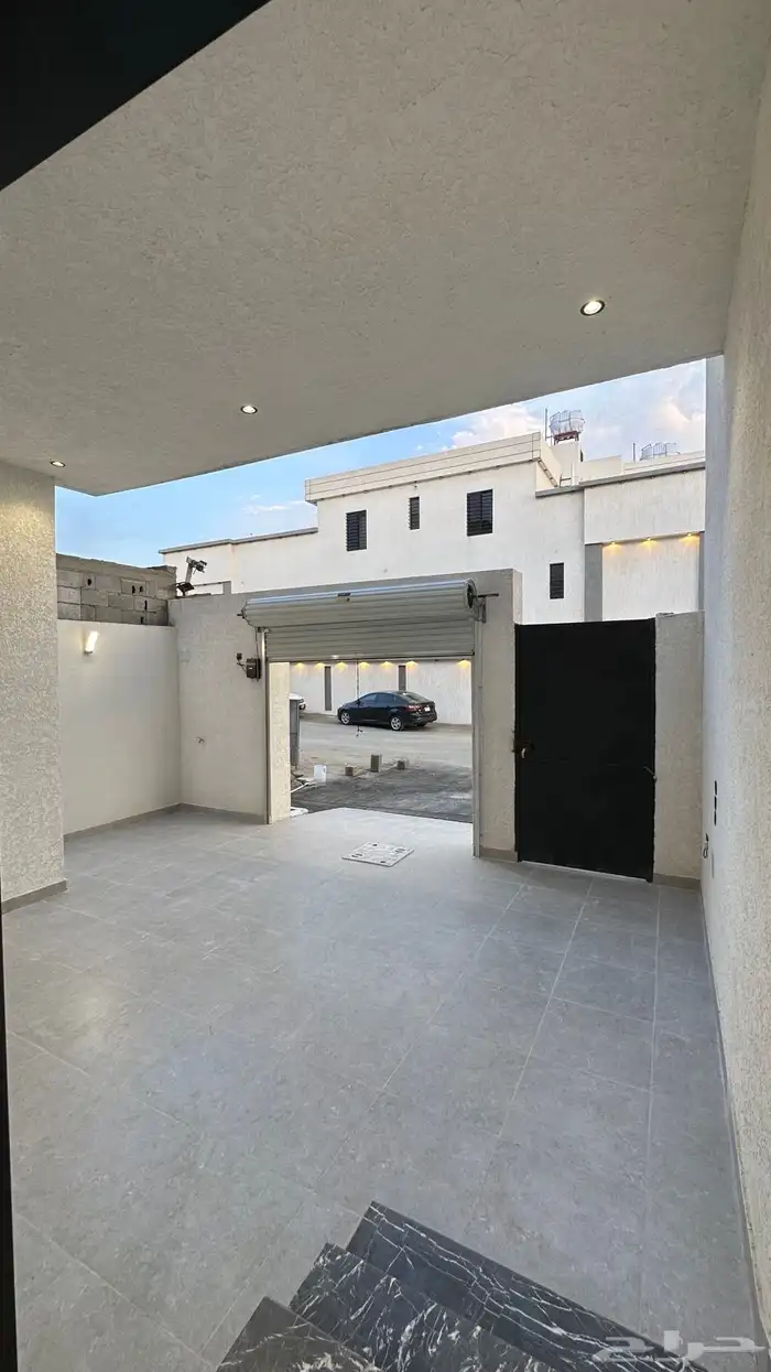 شقق ارضيه وارواف علويه للبيع ابها - دره المحاله 5