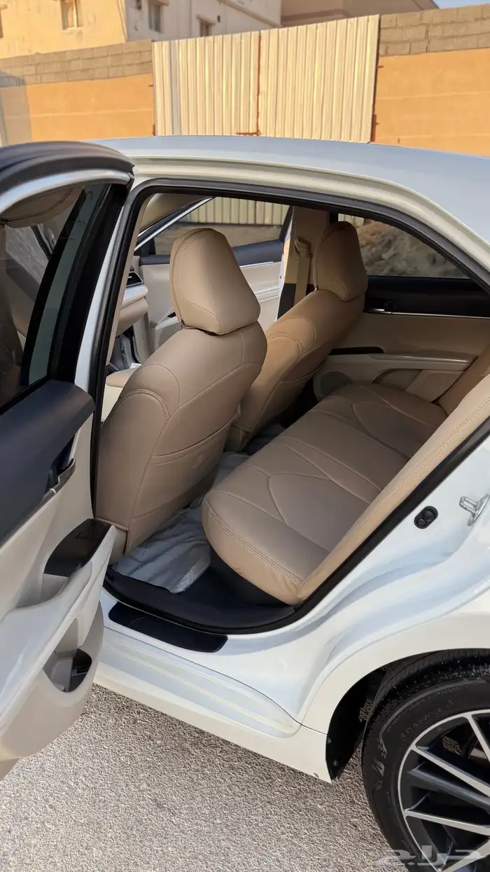 كامري 2022 GLE هايبرد 8