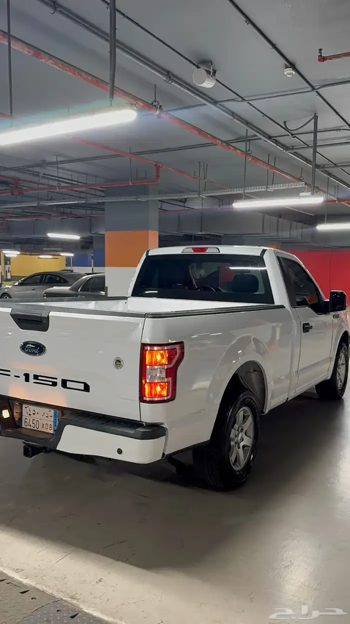 فورد F150 ثمانية سلندر V8 بدون دبل 1
