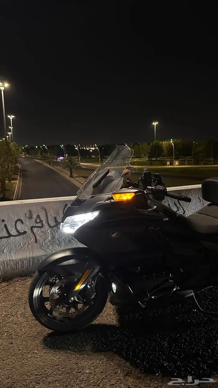 للبيع قولد وينق 2022 بلاك سعودي 1