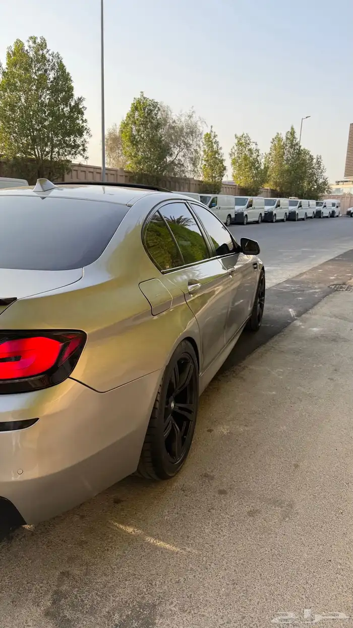 BMW 5 Series بي ام دبليو الفئة الخامسة 3