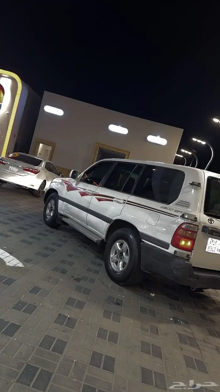 جيب لاندكروزر الفحص والتجديد منتهيه 17