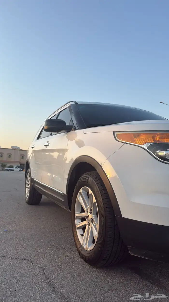 فورد اكسبلورر نظيف 2015 1