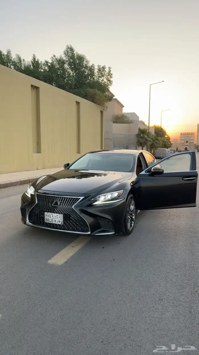 لكزس LS 500 هايبرد 2018 0