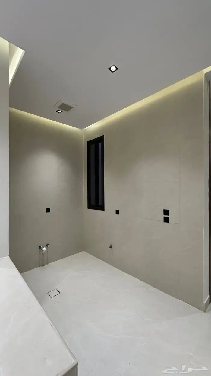 شقق ارضيه وارواف علويه للبيع ابها - دره المحاله 40