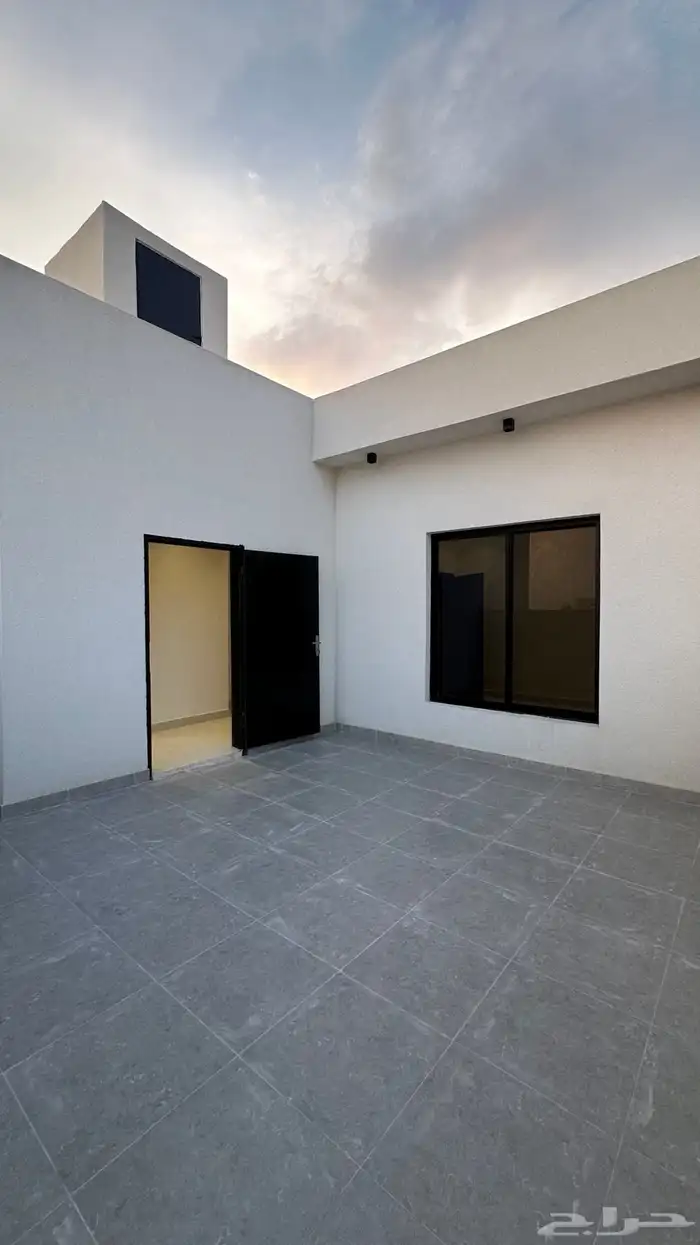 شقق ارضيه وارواف علويه للبيع ابها - دره المحاله 35