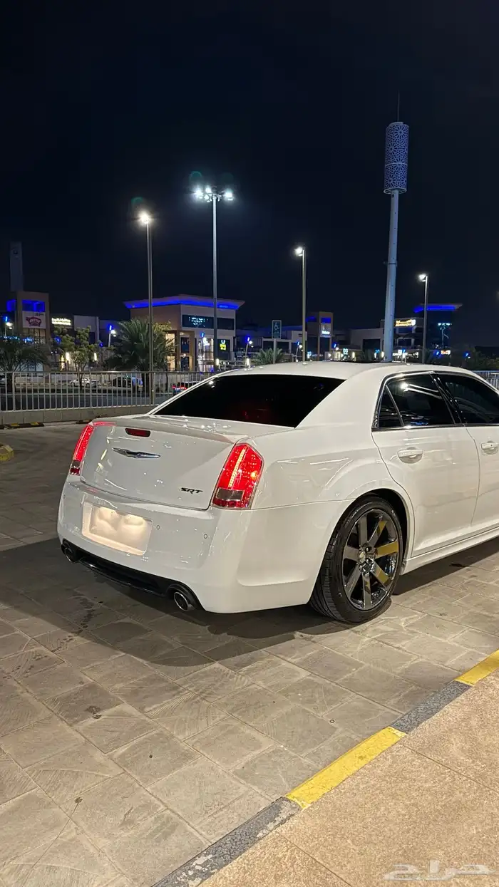 كرايسلر SRT صيانات الوكالة 100km 2