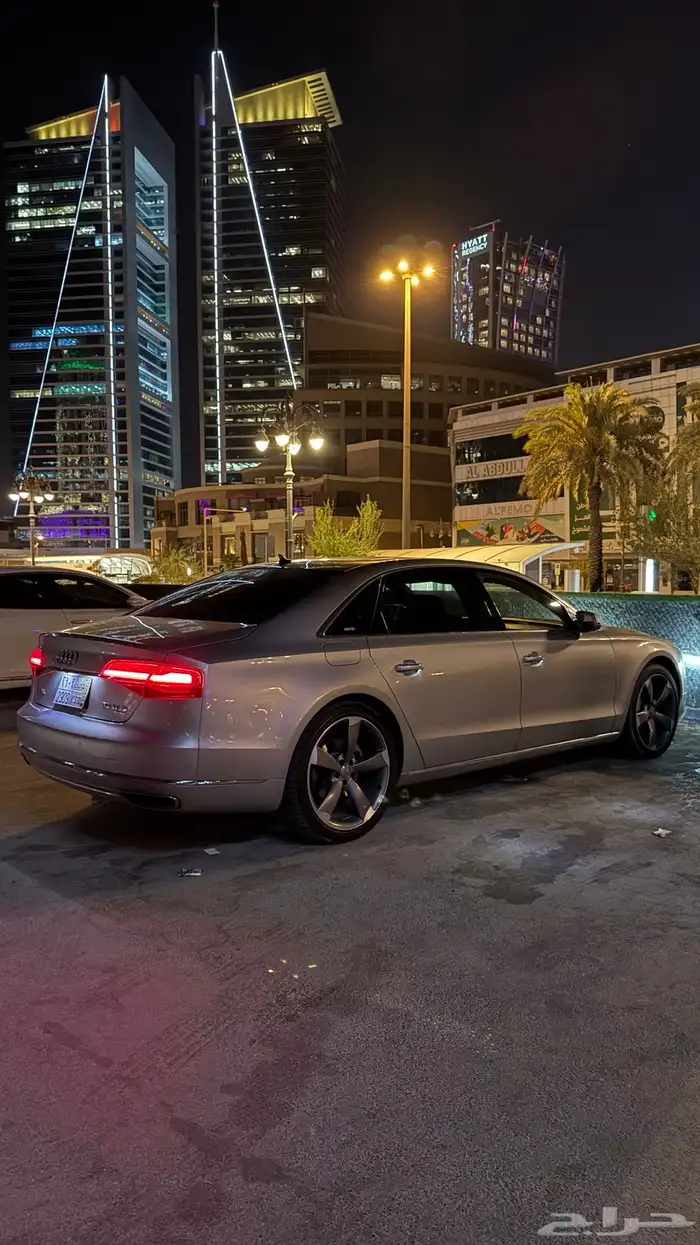اودي A8 0