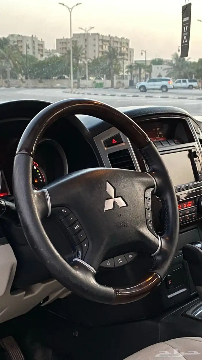 باجيرو علامه ذهبي مكينه 3.8 2018 فل كامل 15