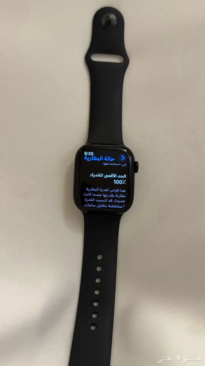 للبيع ساعة أبل مقاس 42 شررطط نظافة ولاا خدش استعمال شهر 1
