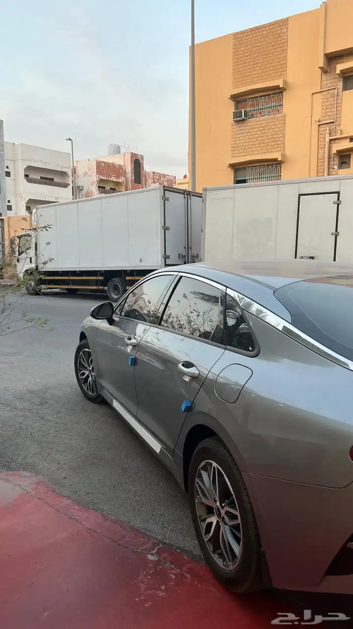 كيا K5 2023 ممشى 9 الف 5
