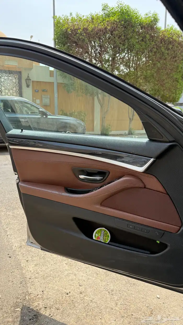 BMW 5 Series بي ام دبليو الفئة الخامسة 9