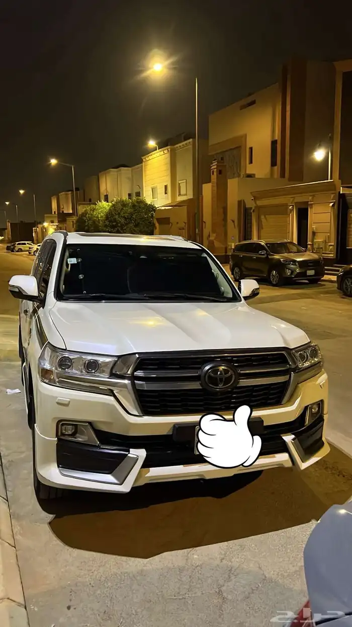 لاندكروزر تيوتا 1
