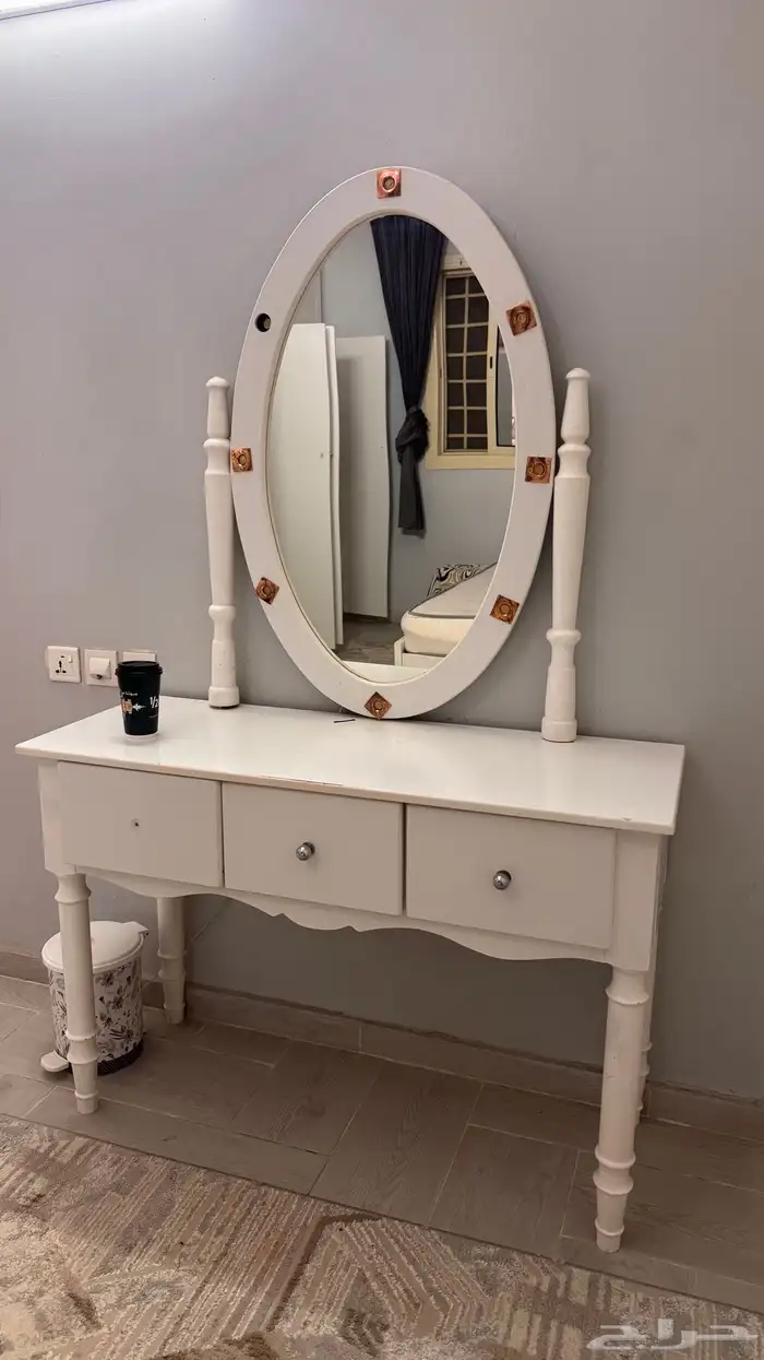 سرير وتسريحه 0