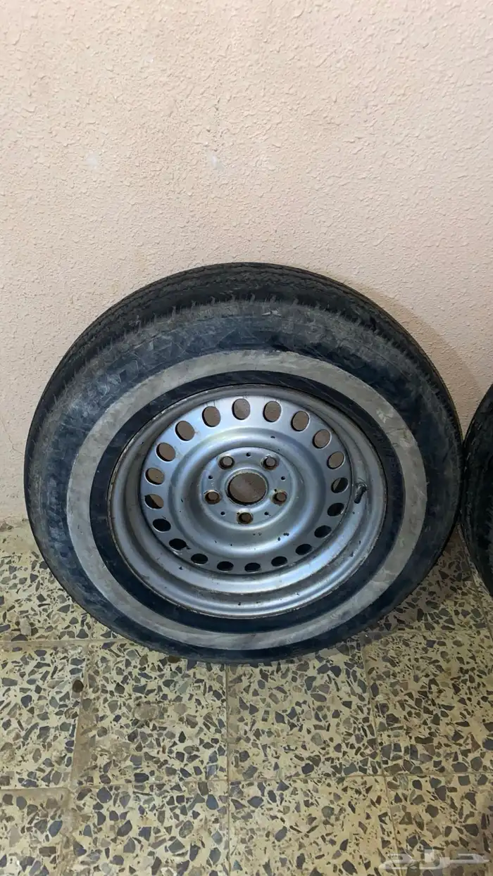 جنوط مرسيدس مع كفرات خط العدد 3 2