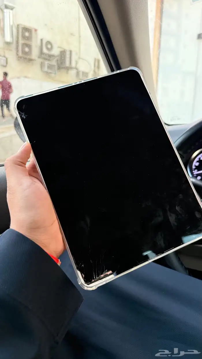 ايباد برو M1 2