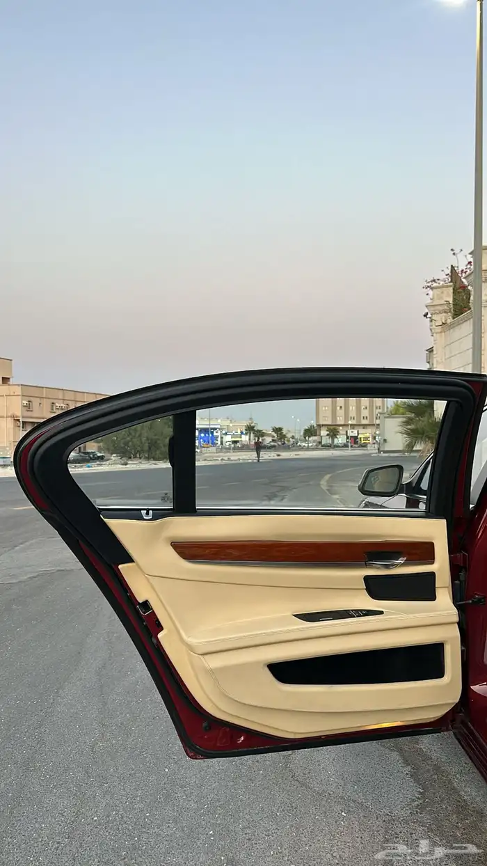بي ام دبليو 2010 740Li خاصة 29