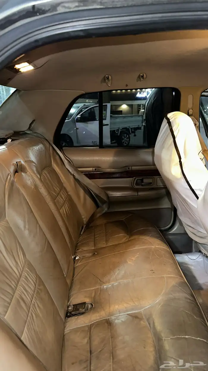 فورد ماركيز 2000 9
