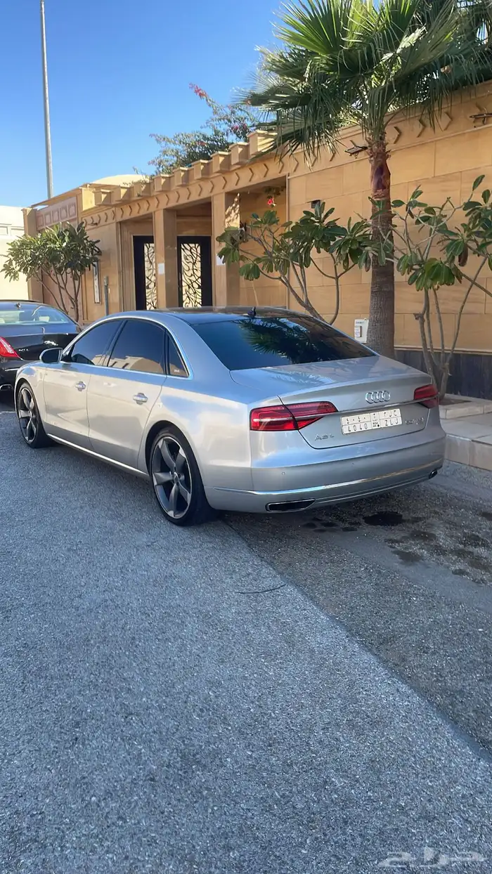 اودي A8 4