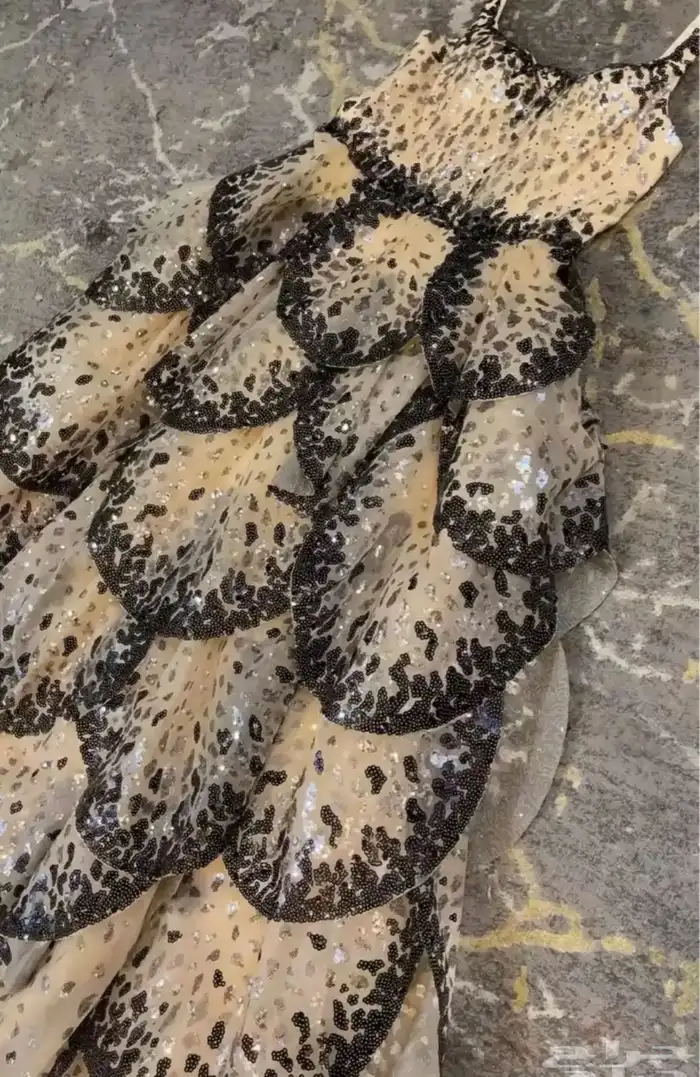 فستان ديور للبيع 0