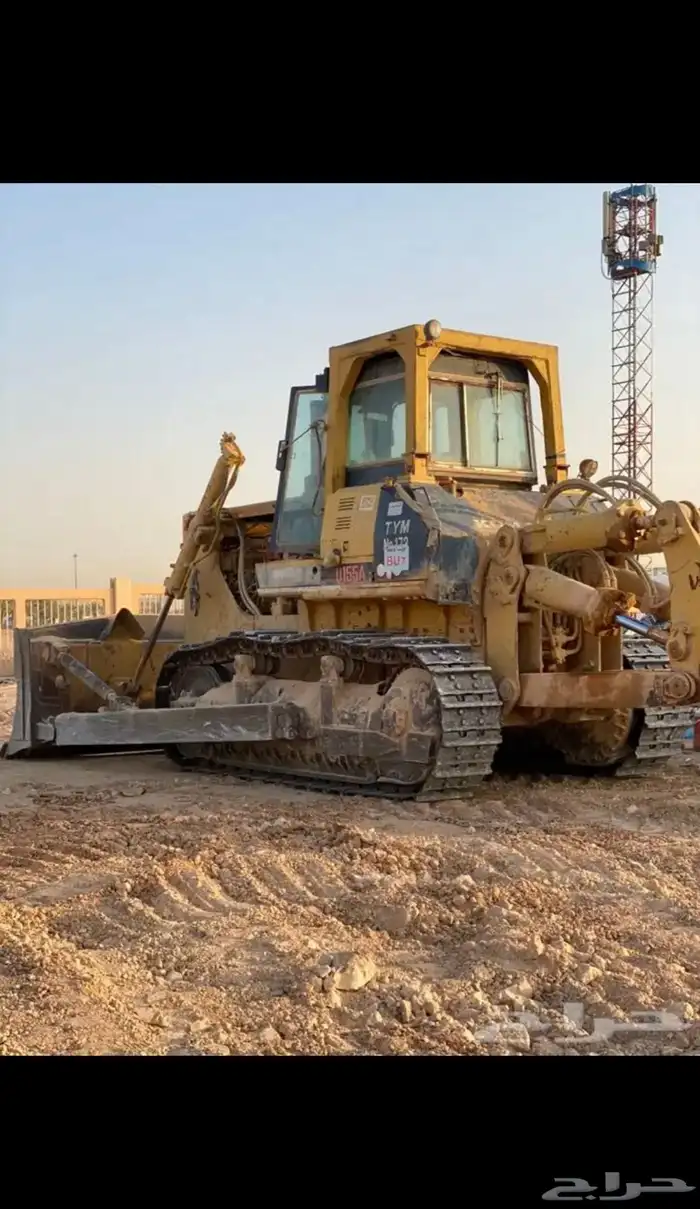 بلدوزر كوماتسو 155 للإيجار 1