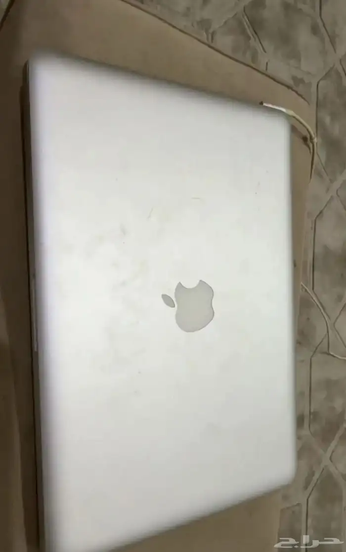 لاب توب ابل ماك برو للبيع او البدل باايباد 6