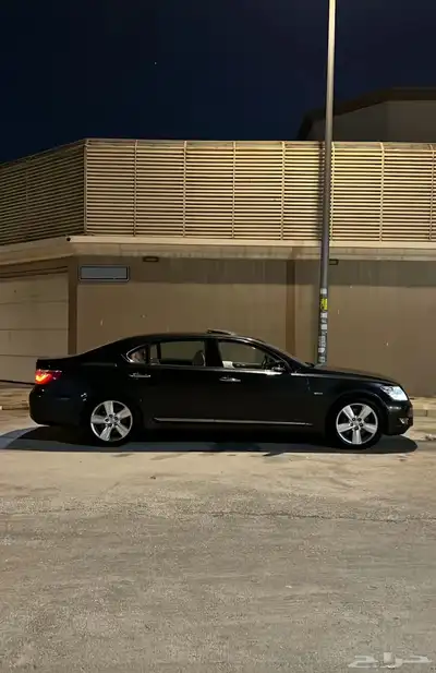 مطلووب لكزس ls460 ل البيع اقصاد 0
