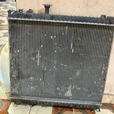 نيسان 0