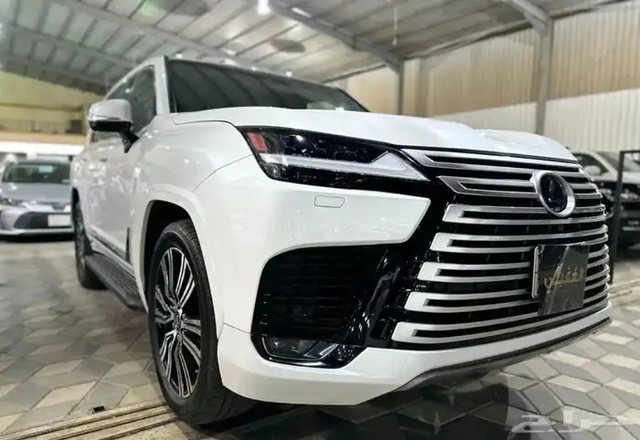 لكزس LX6002022 2