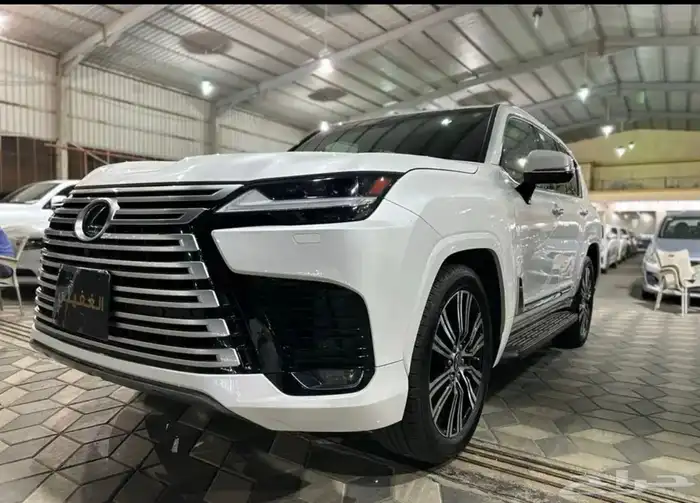 لكزس LX6002022 1