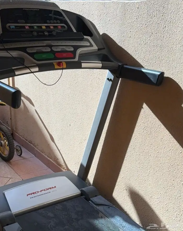 للبيع جهاز سير كهربائي ProForm Performance 950 0