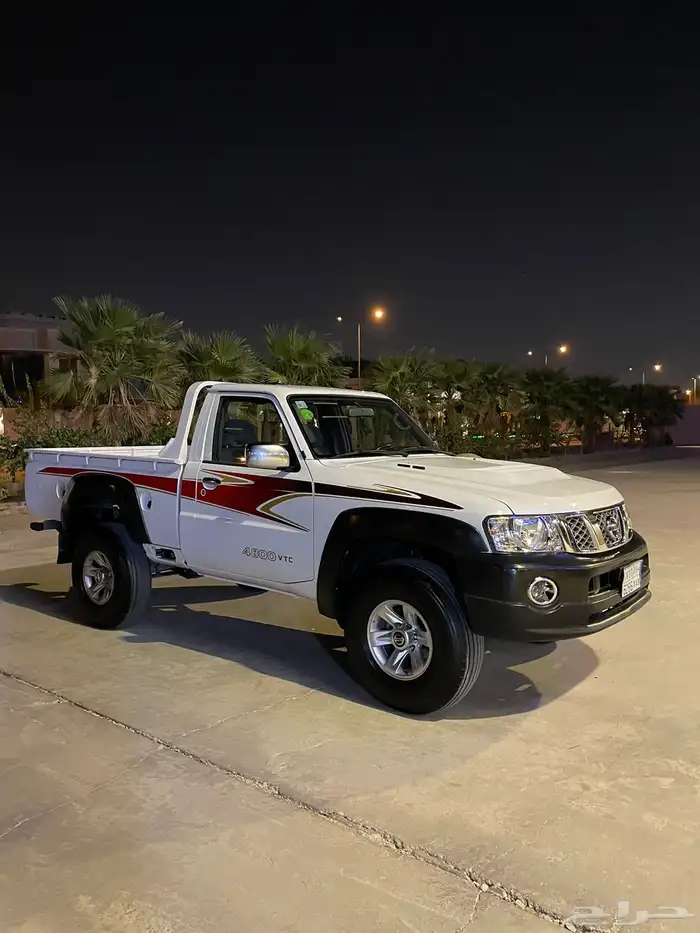 للبيع نيسان فتك شاص 2