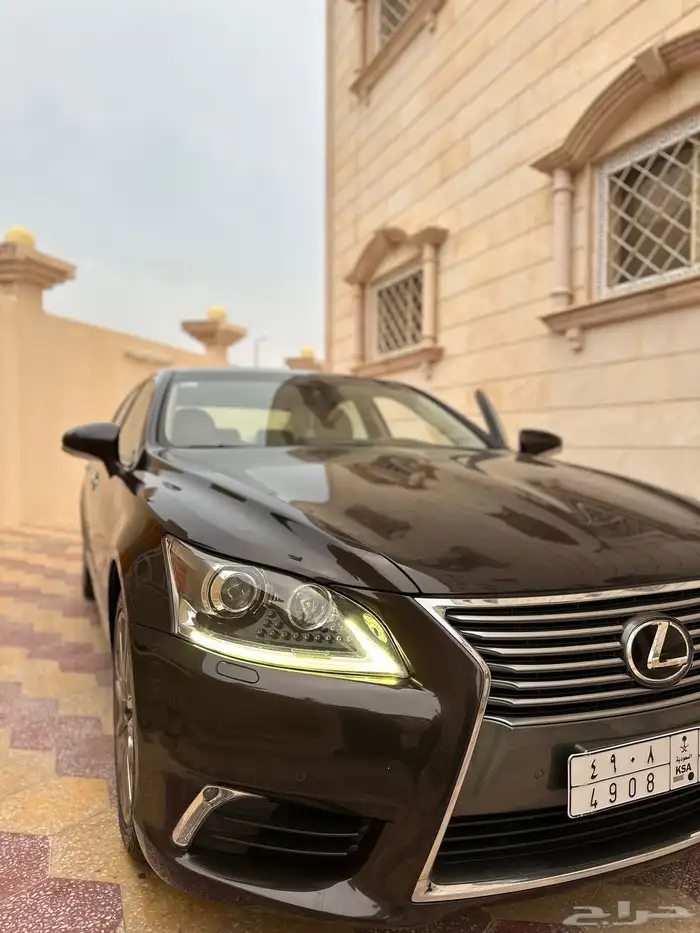 لكزس LS 460 موديل 2013 نظيف جدا 2