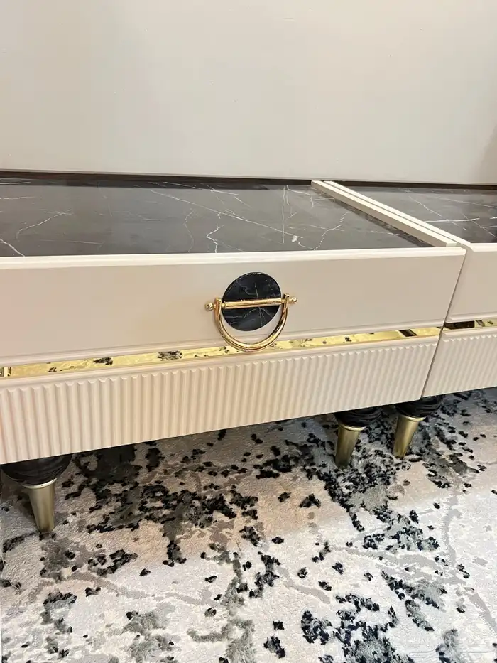 غرفة نوم شبه جديدة صناعه تركيه 8