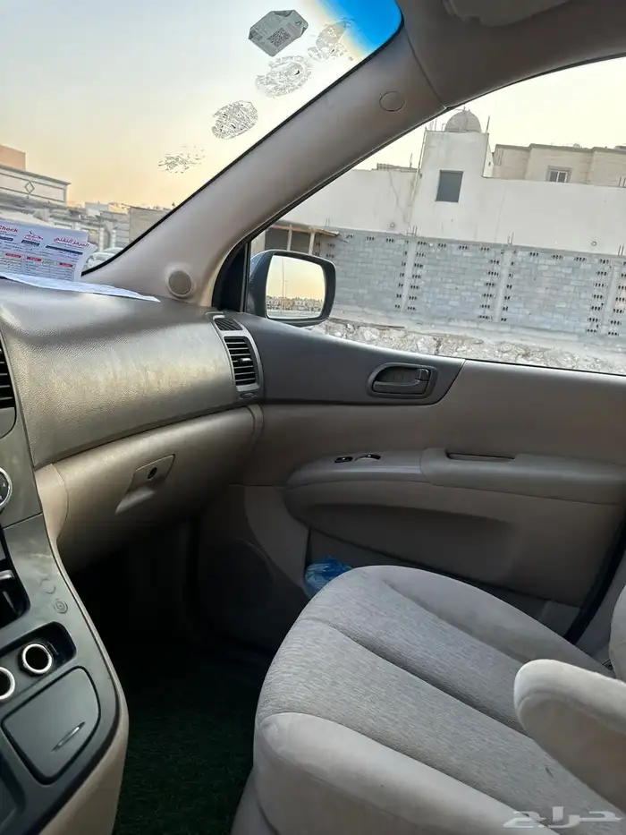 كيا كارنيفال 2015 15