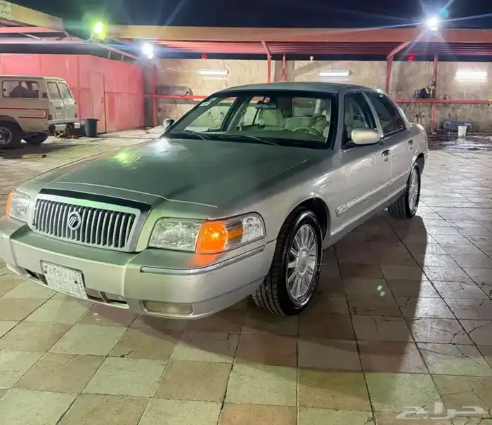 فورد ماركيز 2010 سعودي 3