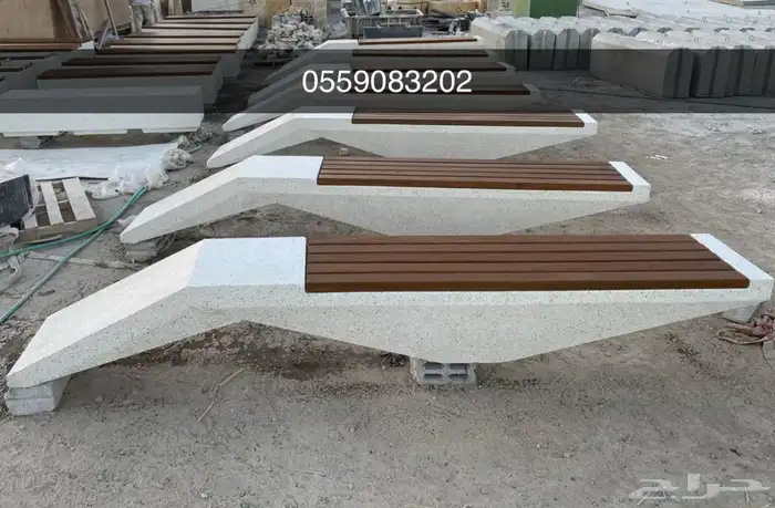 كراسي خرسانية احواض زراعة حاويات نفايات طاولات مصدات 21