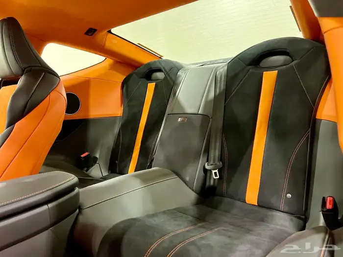 للبيع لكزز LC500 موديل 2023 - V8 وارد كندا 10