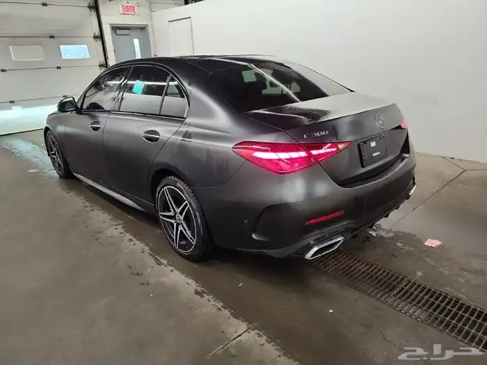 مزاد - مرسيدس سي Mercedes C-Class C300 4Matic موديل 2024 3