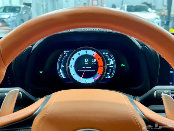 للبيع لكزز LC500 موديل 2023 - V8 وارد كندا 4