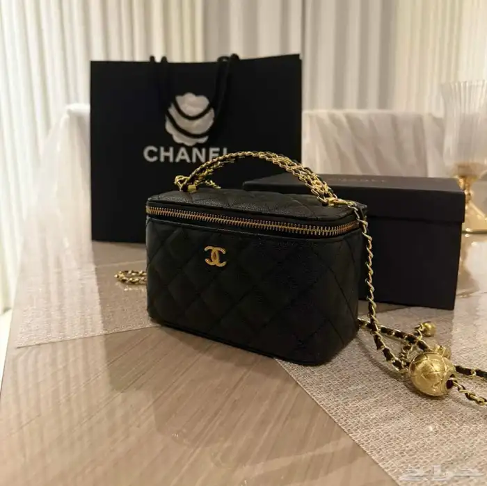 شانيل اصلية من هدايا العملاء 800 SR 0