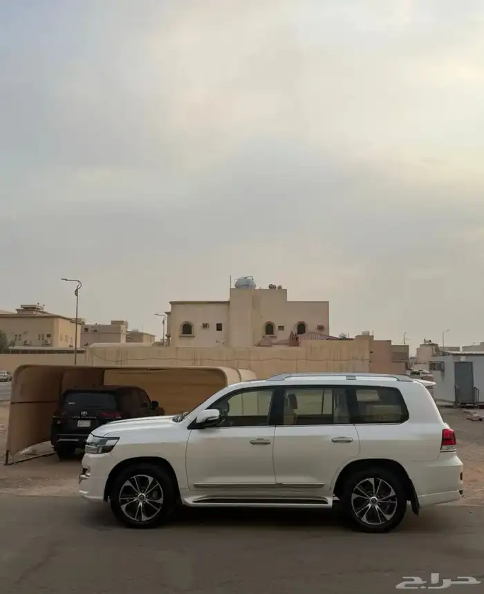 لاندكروزر تورينق فل كامل ديزل 2020 نظيف جدا 0