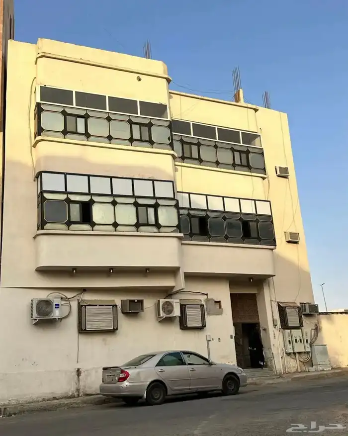 عمارة بحي بني معاوية قريب المسجد النبوي 0