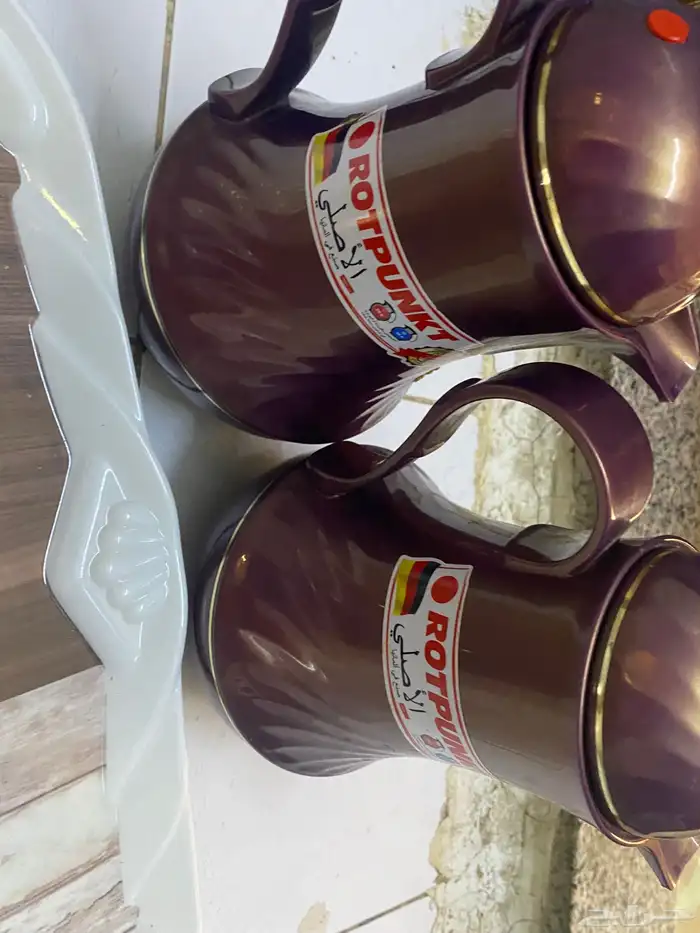 اغراض مطبخ للبيع طقم ثلاجات الاصلي جك مع اكواب فناجين 100 0