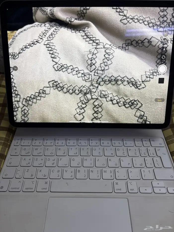 ايباد برو الجيل الرابع معى مجيك اصلي من ابل 3