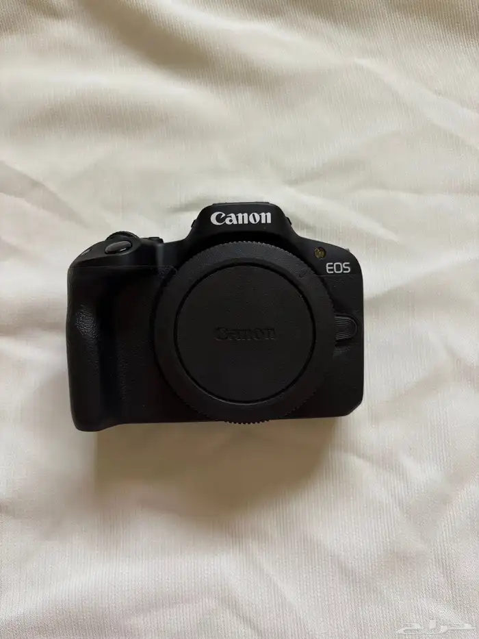 كاميرا Canon R50 بكامل الملحقات 1